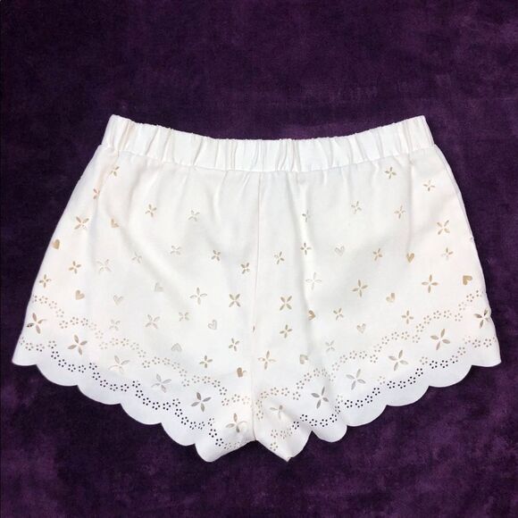 H&M Divided Cream White Laser Cut Shorts 8 - Picture 2 of 5
